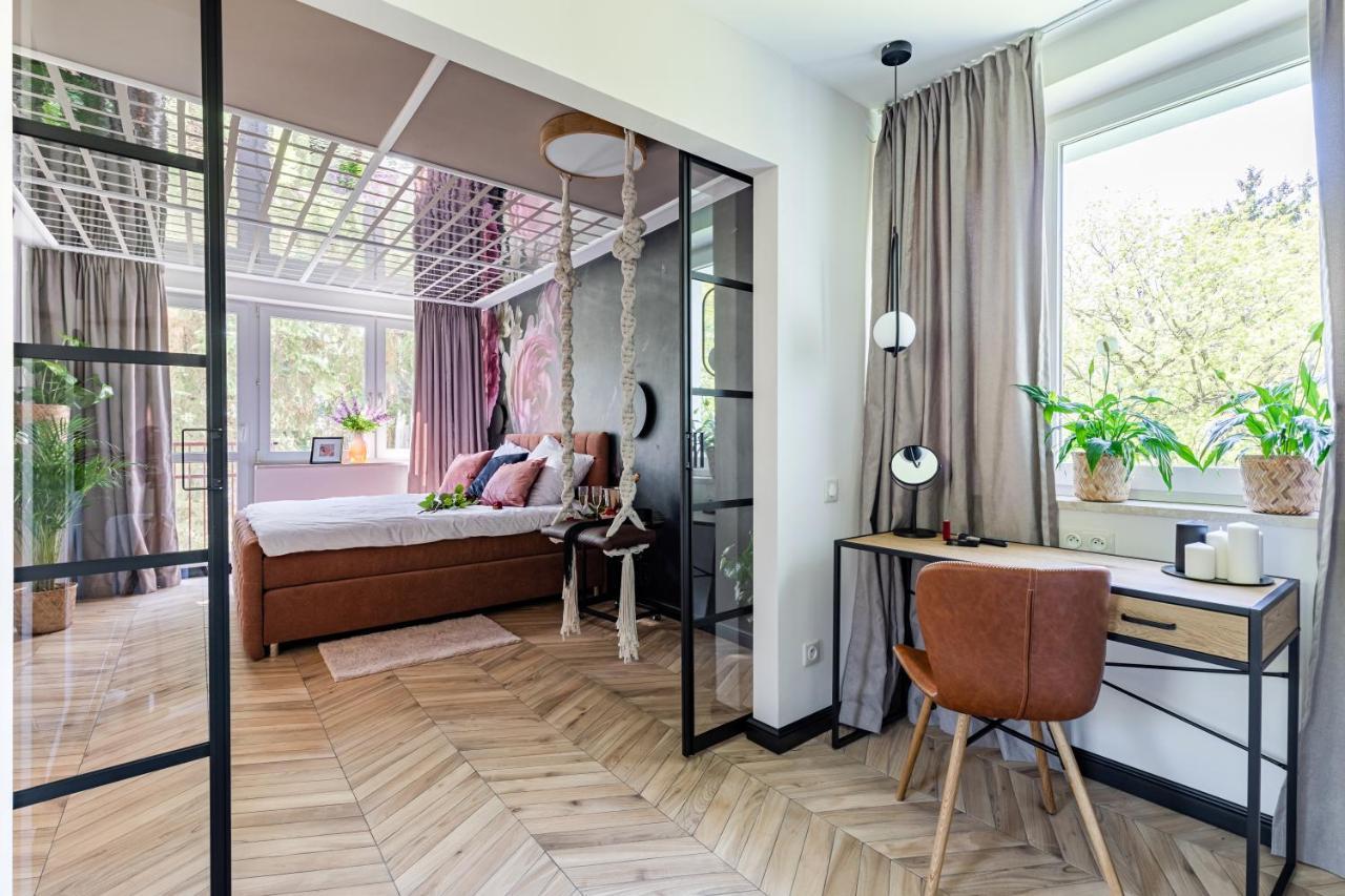 Secret Garden Apartment Warschau Exterior foto