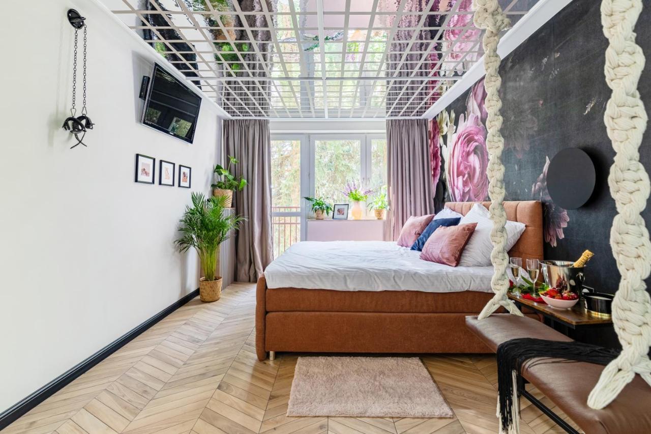 Secret Garden Apartment Warschau Exterior foto