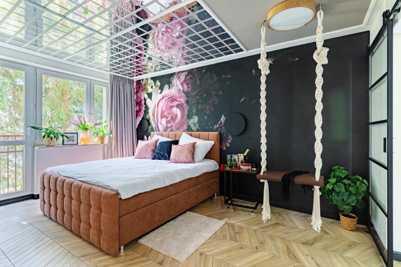 Secret Garden Apartment Warschau Exterior foto